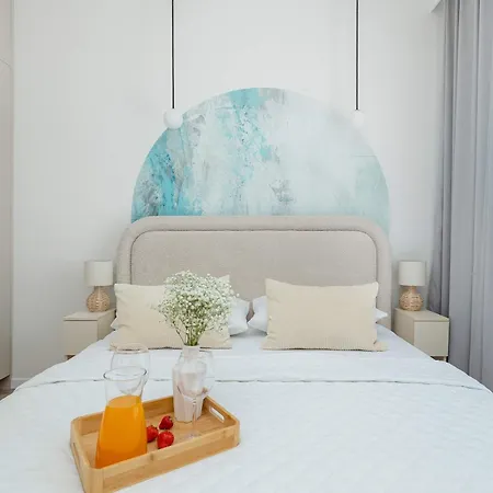 Sunny With A Balcony & Parking Near The In By Renters * Międzywodzie