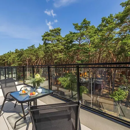 Sunny With A Balcony & Parking Near The In By Renters Apartmán *