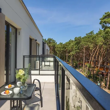 Apartmán Sunny With A Balcony & Parking Near The In By Renters *