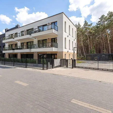Sunny With A Balcony & Parking Near The In By Renters